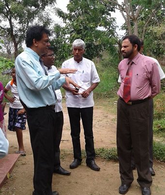අඩු ආදායම් ලාභී පවුලක් සදහා නව නිවසක් ලබා දීම
