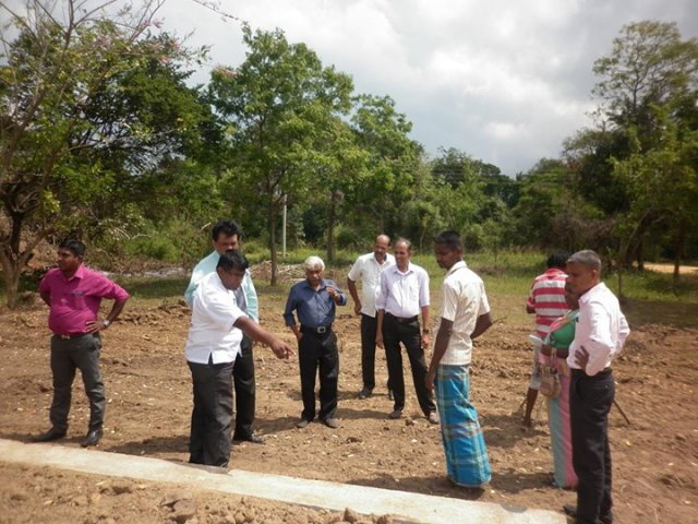 අඩු ආදායම් ලාභී පවුලක් සදහා නිවසක් ලබා දීම 